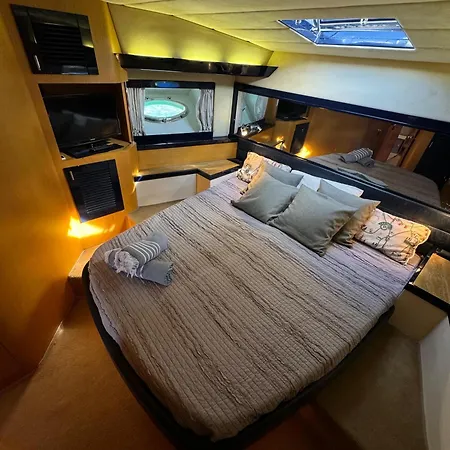 Yacht Sherte Bateau-hôtel Barcelone