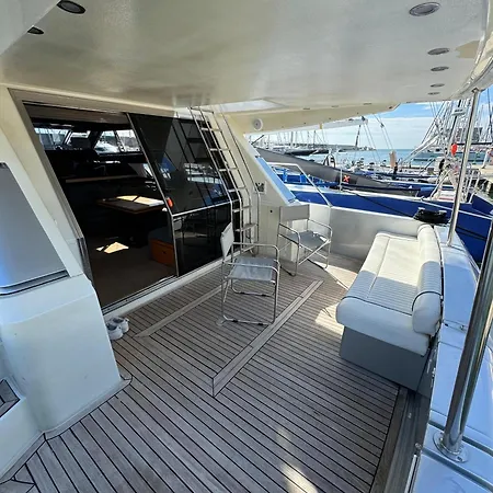 Yacht Sherte Bateau-hôtel Barcelone